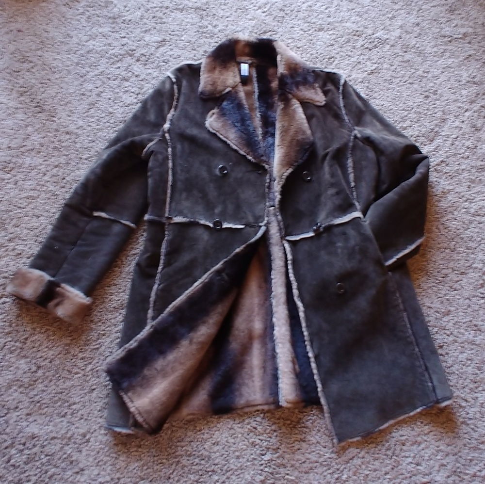 Green suede long coat with faux fur lining